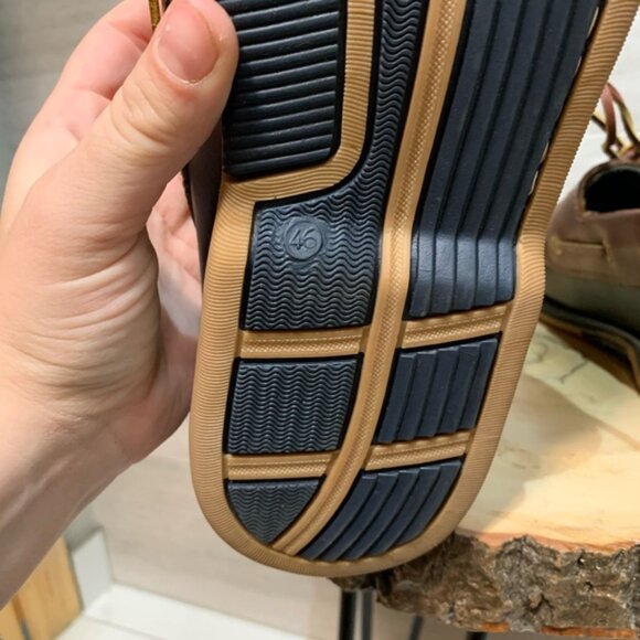 Brand New! Daniel Hechter Paris Mens navy  &  brown leather deck shoes size 12.5 - Picture 8 of 8